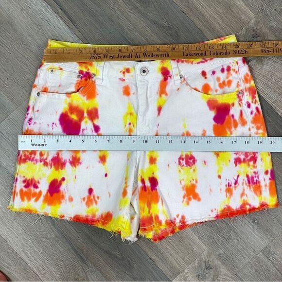 Earl Jean Tie Dye Raw Hem Jean Shorts White Orange 10 - Picture 7 of 9